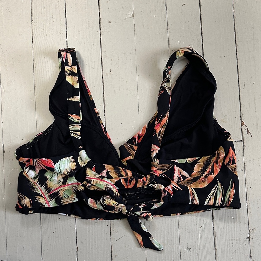 Sunsets Reto Retreat Elsie swim top underwire - Picture 7 of 11